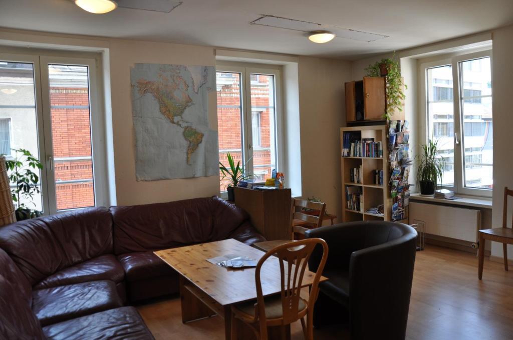 Langstars Backpackers Asrama Zurich